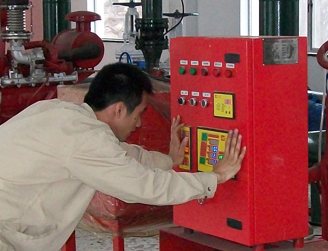 手动控制消防水泵